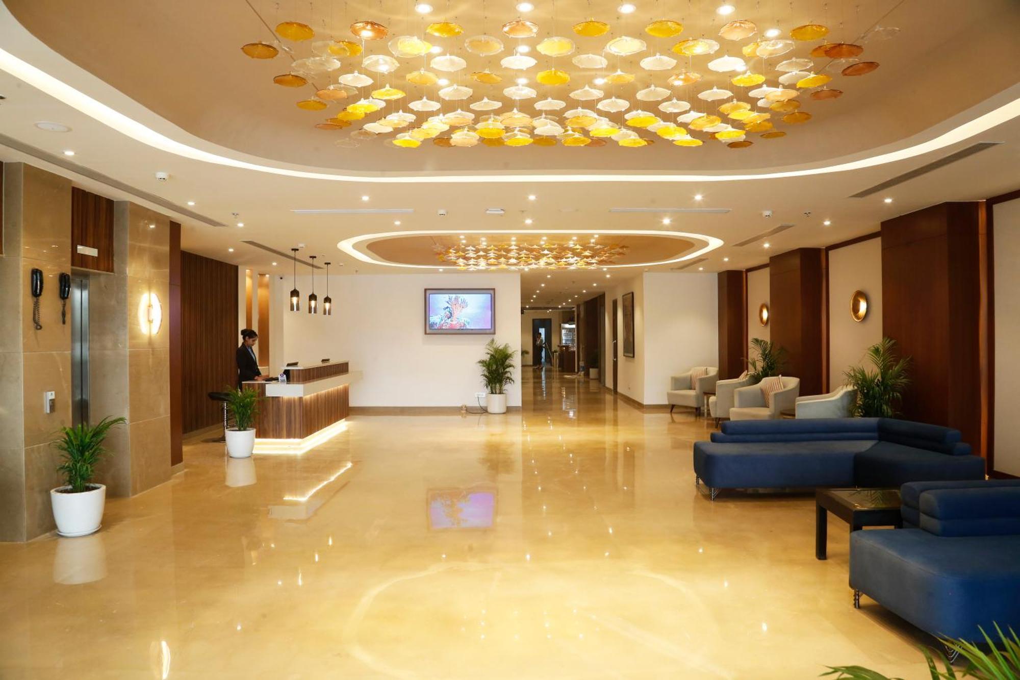 Hotel Sapphire Zirakpur Exterior foto